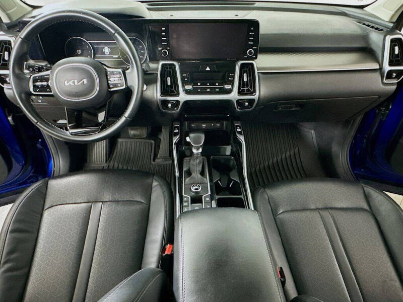 2022 Kia Sorento SX