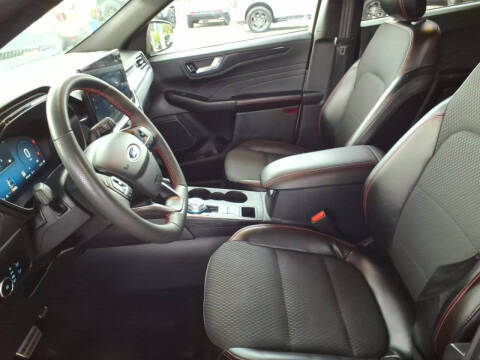 2023 Ford Escape ST-Line Select
