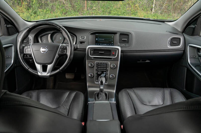 2014 Volvo S60 T5 Premier