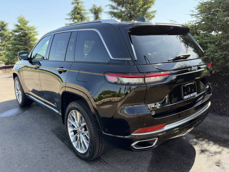 2023 Jeep Grand Cherokee Summit