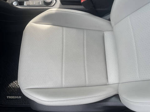 2020 Volkswagen Tiguan SE 4Motion