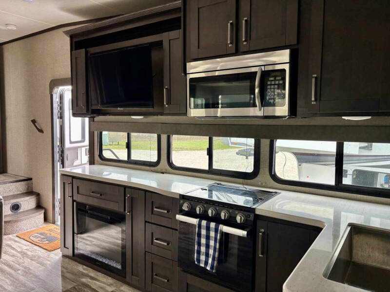 2021 Grand Design RV Reflection 28BH