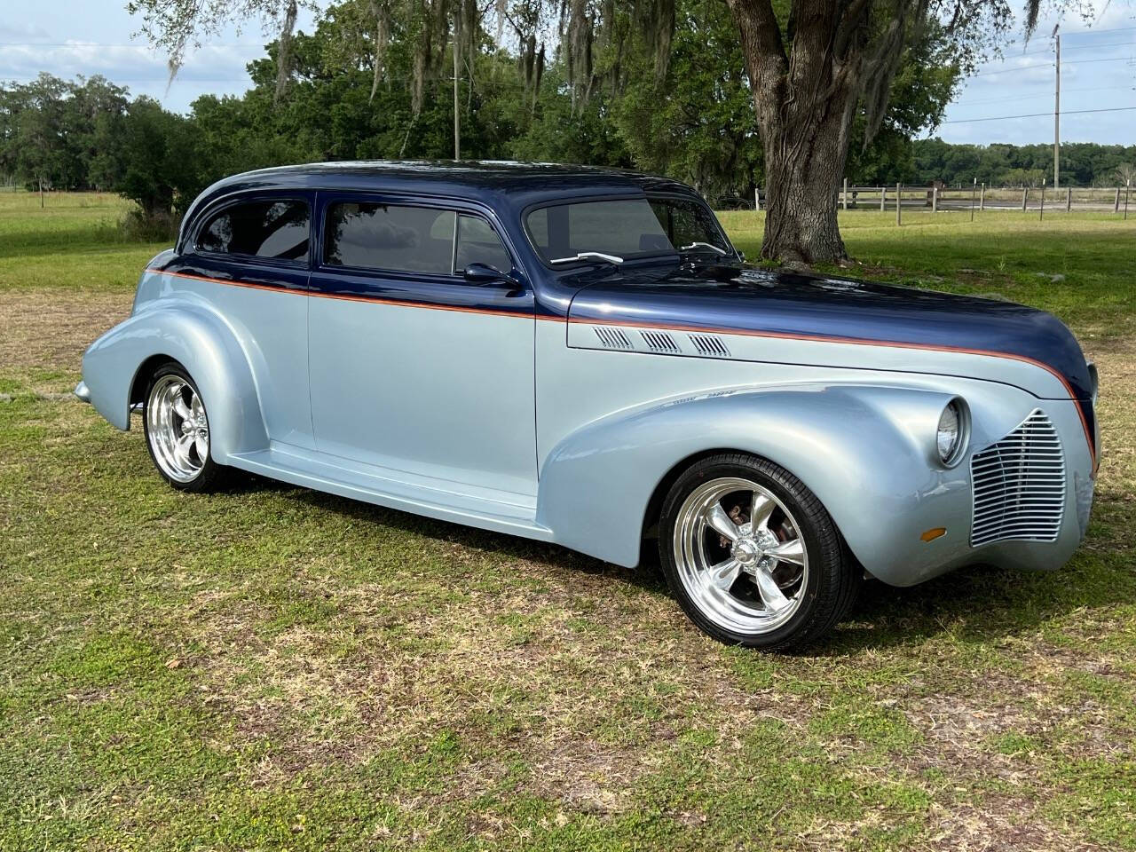 1940 Pontiac Deluxe for sale at Memory Lane Classic Cars in Bushnell, FL