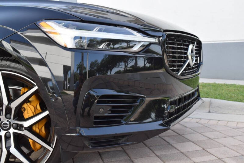 2021 Volvo XC60 Recharge T8 Polestar Engineered