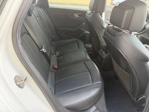 2018 Audi A4 2.0T quattro Premium Plus