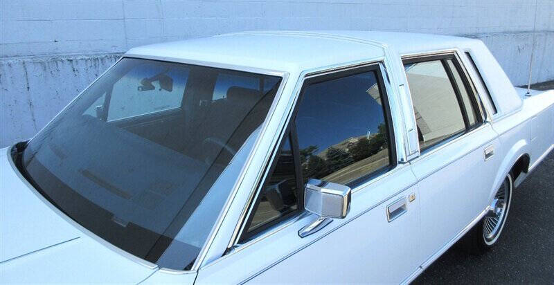 1985 Lincoln Town Car