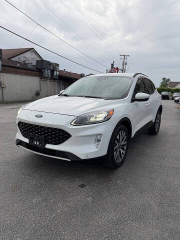 2020 Ford Escape Titanium