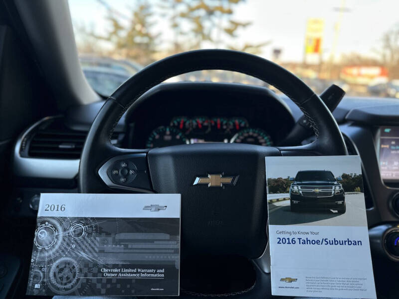 2016 Chevrolet Suburban LS