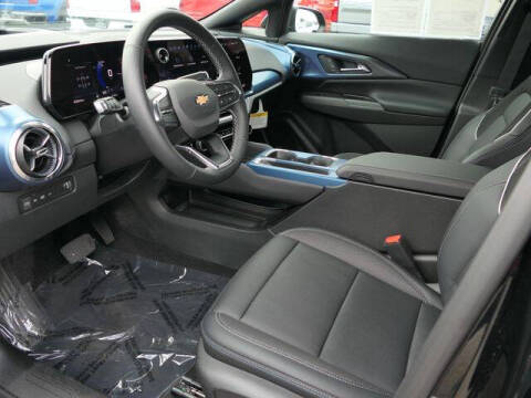 2026 Chevrolet Equinox EV LT 2