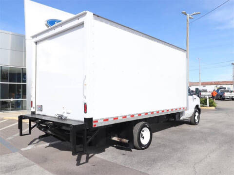 2022 Ford E-Series E-450 SD