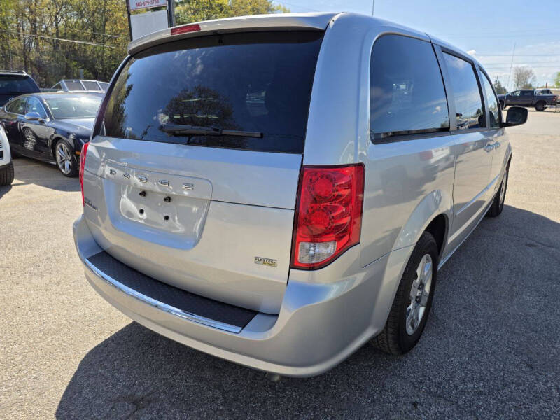 2011 Dodge Grand Caravan Express
