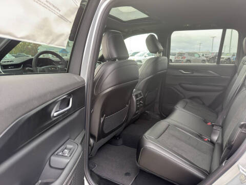 2025 Jeep Grand Cherokee Altitude X