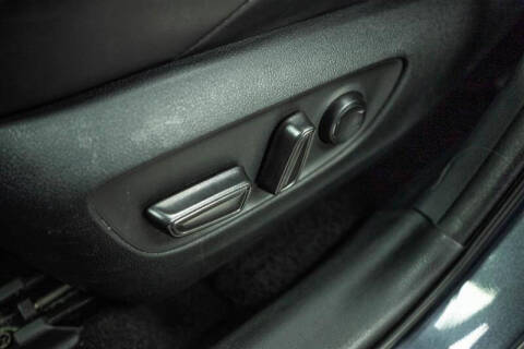 2019 Toyota RAV4 Hybrid XSE