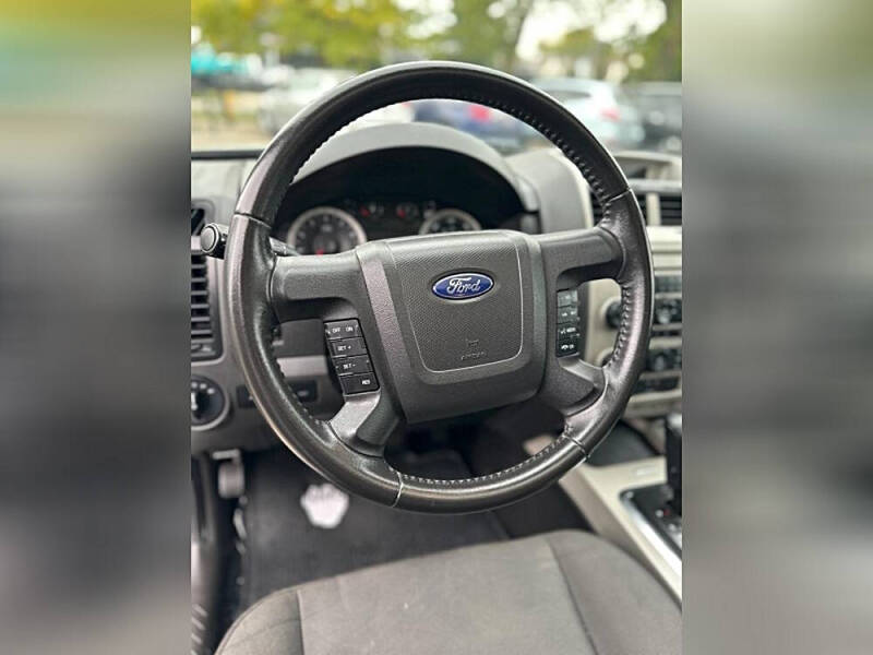 2011 Ford Escape XLT