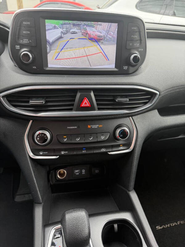 2020 Hyundai Santa Fe SE