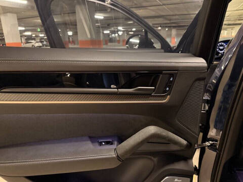 2024 Porsche Cayenne Turbo GT