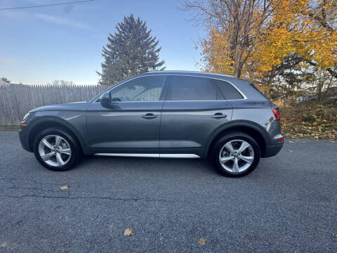 2020 Audi Q5 quattro Titanium Premium 45 TFSI