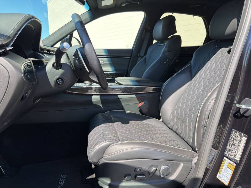 2025 Genesis GV70 3.5T Sport