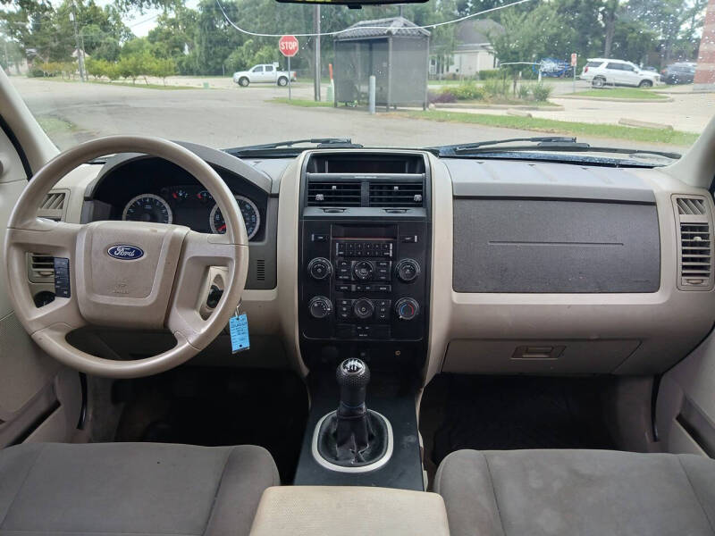 2011 Ford Escape XLS