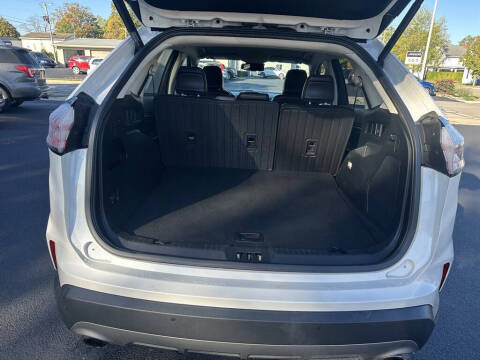 2022 Ford Edge Titanium