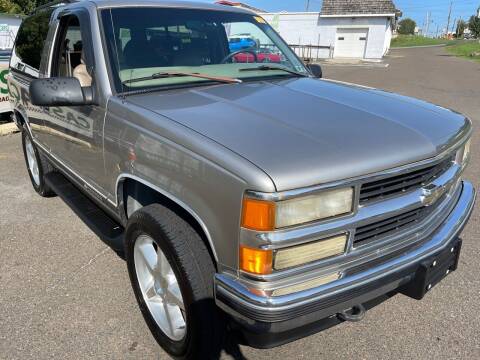 1999 Chevrolet Tahoe for sale at Cash 4 Cars in Penndel PA
