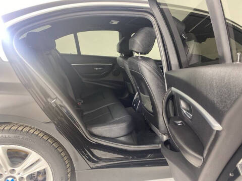 2018 BMW 3 Series 330i xDrive