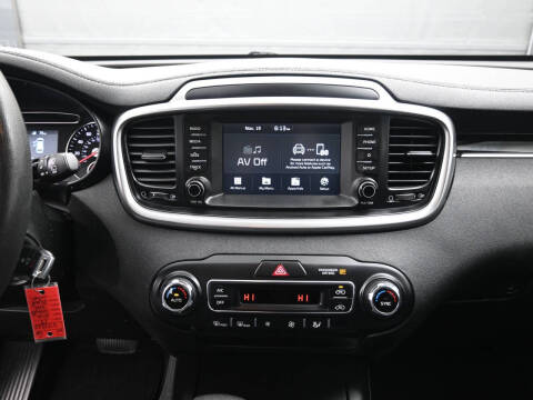 2019 Kia Sorento LX V6