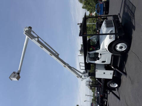 2015 Freightliner M2 106