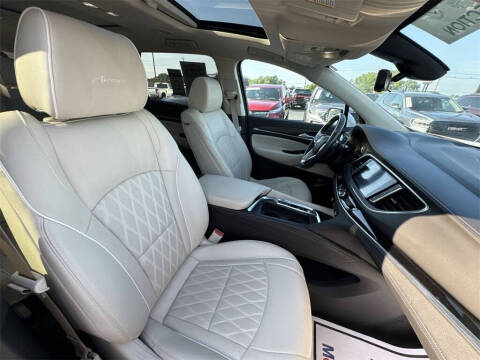 2022 Buick Enclave Avenir