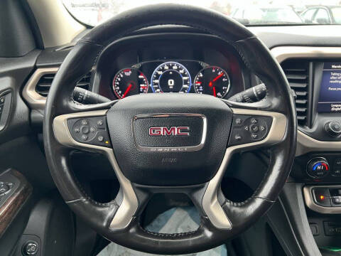 2020 GMC Acadia Denali