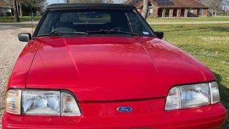 1990 Ford Mustang