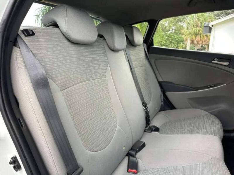 2015 Hyundai Accent GS