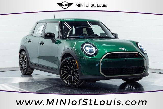 2026 MINI Hardtop Cooper S's photo