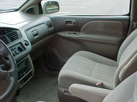 2002 Toyota Sienna LE