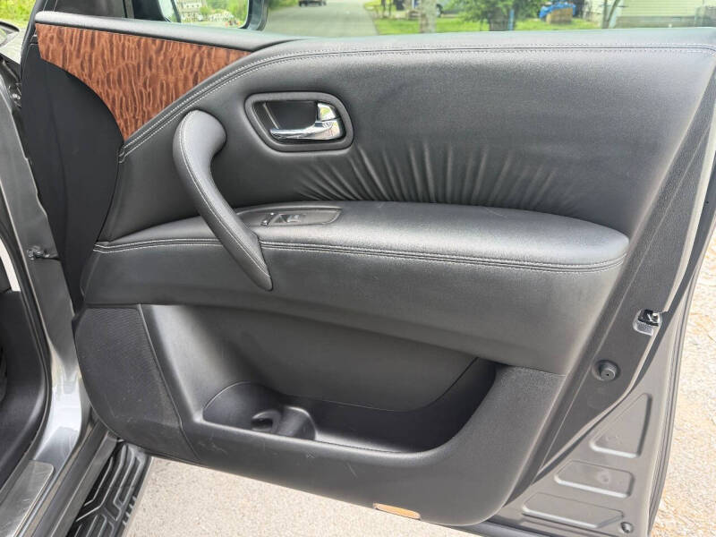 2017 Nissan Armada Platinum