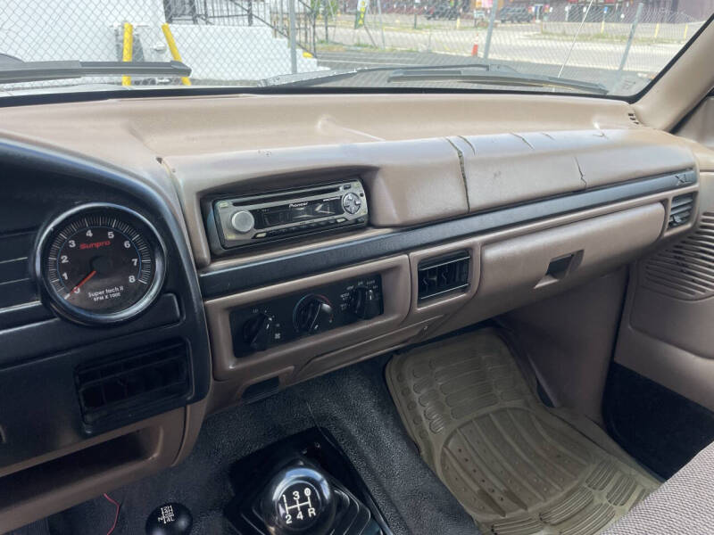 1996 Ford Bronco XL