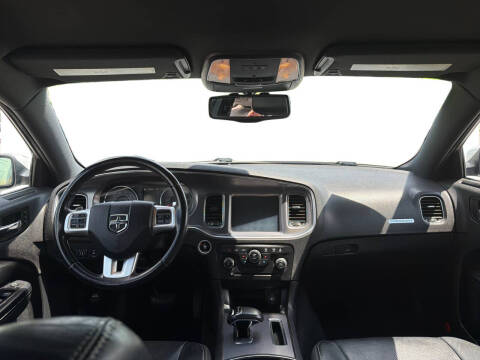 2014 Dodge Charger SXT