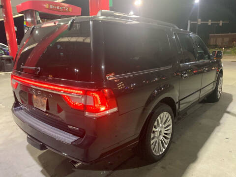 2015 Lincoln Navigator L for sale at Trocci's Auto Sales in West Pittsburg PA