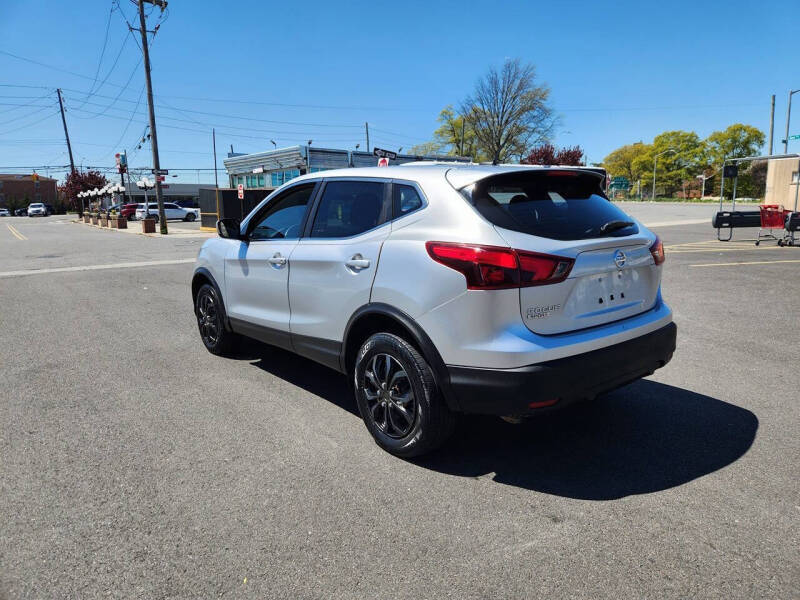 2019 Nissan Rogue Sport S