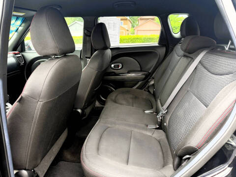 2016 Kia Soul +