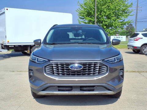 2025 Ford Escape Platinum