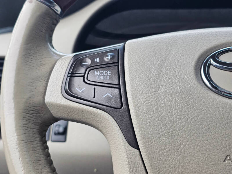 2014 Toyota Sienna Limited 7-Passenger