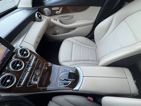 2015 Mercedes-Benz C-Class C 300 4MATIC