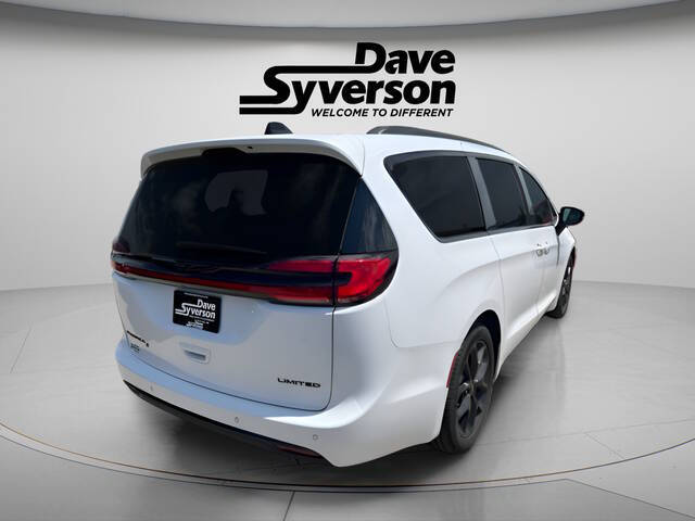 2025 Chrysler Pacifica Limited