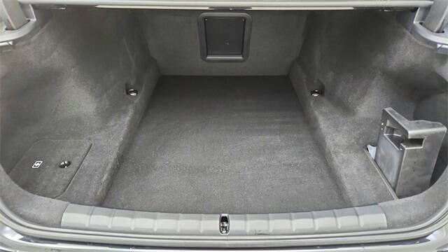 2024 BMW 7 Series 740i