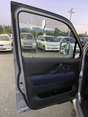 2001 Suzuki Solio