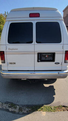 2003 Ford E-Series E-150