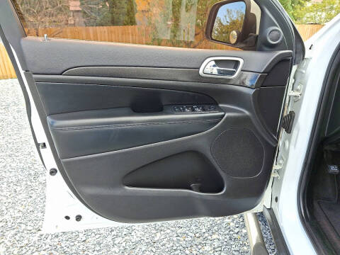 2018 Jeep Grand Cherokee Laredo E