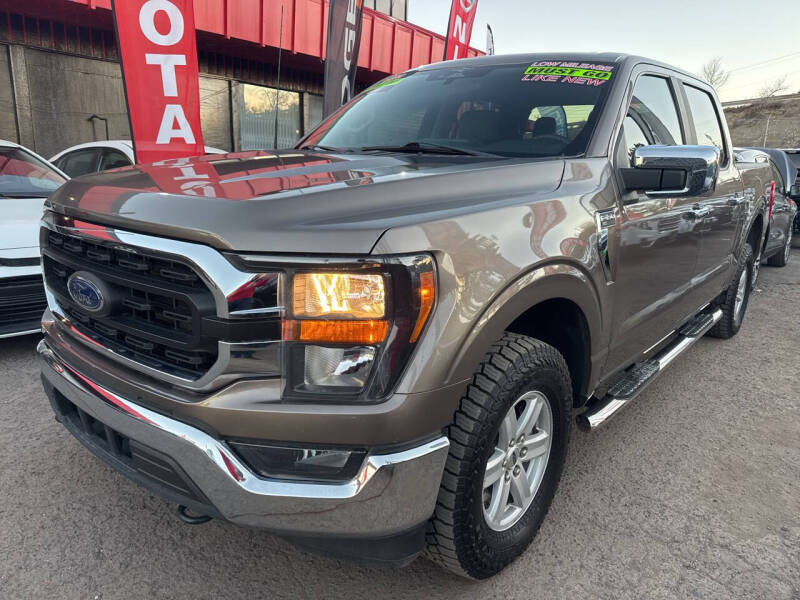 2023 Ford F-150 XLT's photo