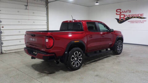 2023 GMC Canyon AT4